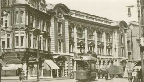A view towards the Post Office in 1920